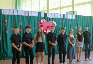 POŻEGNANIE KLASY 8